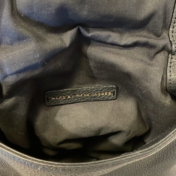 Marc by Marc Jacobs cross body bag. - Picture 5 of 11